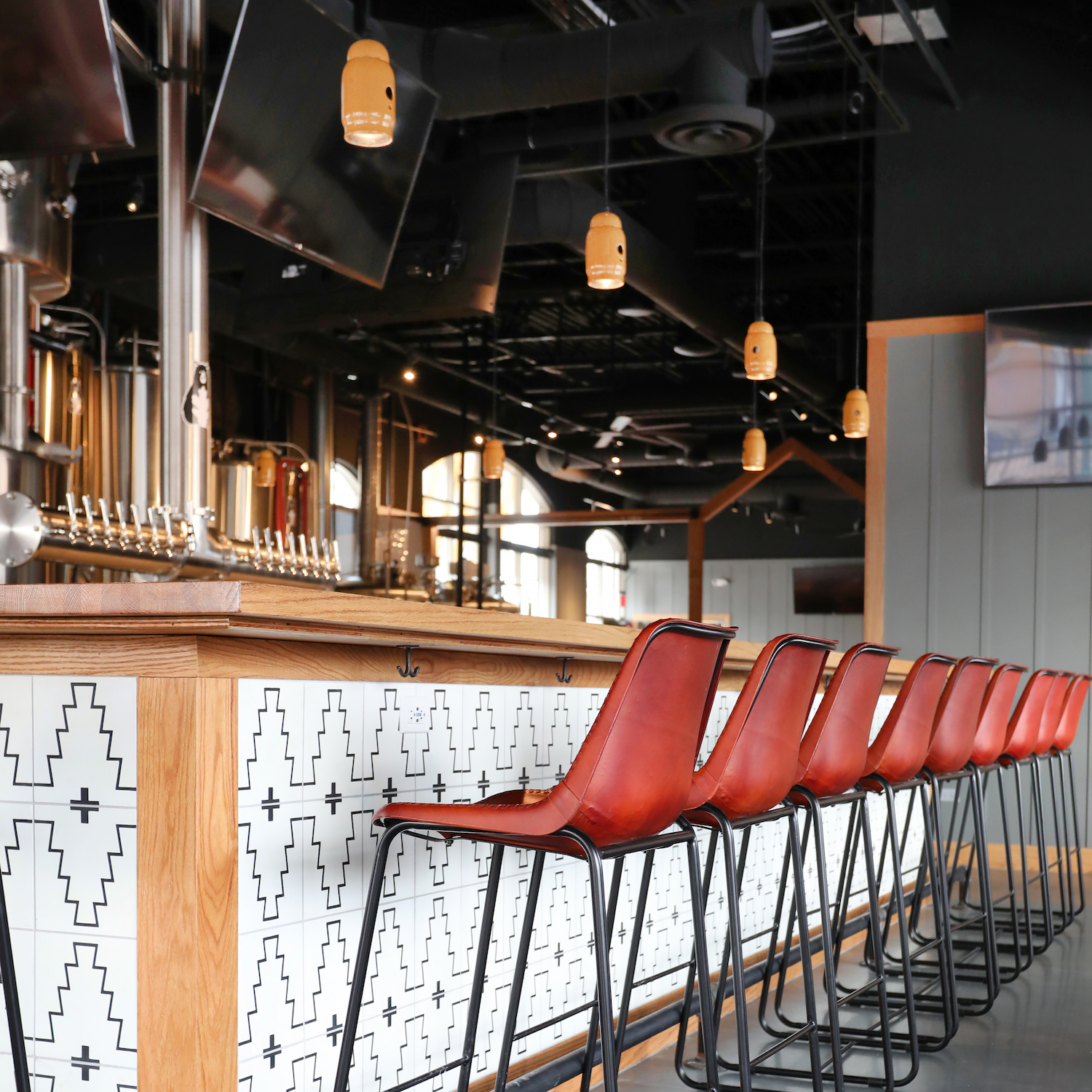 Mig Pendant Light | Photo Courtesy of fc STUDIO inc and Katrina Wittcamp Photography